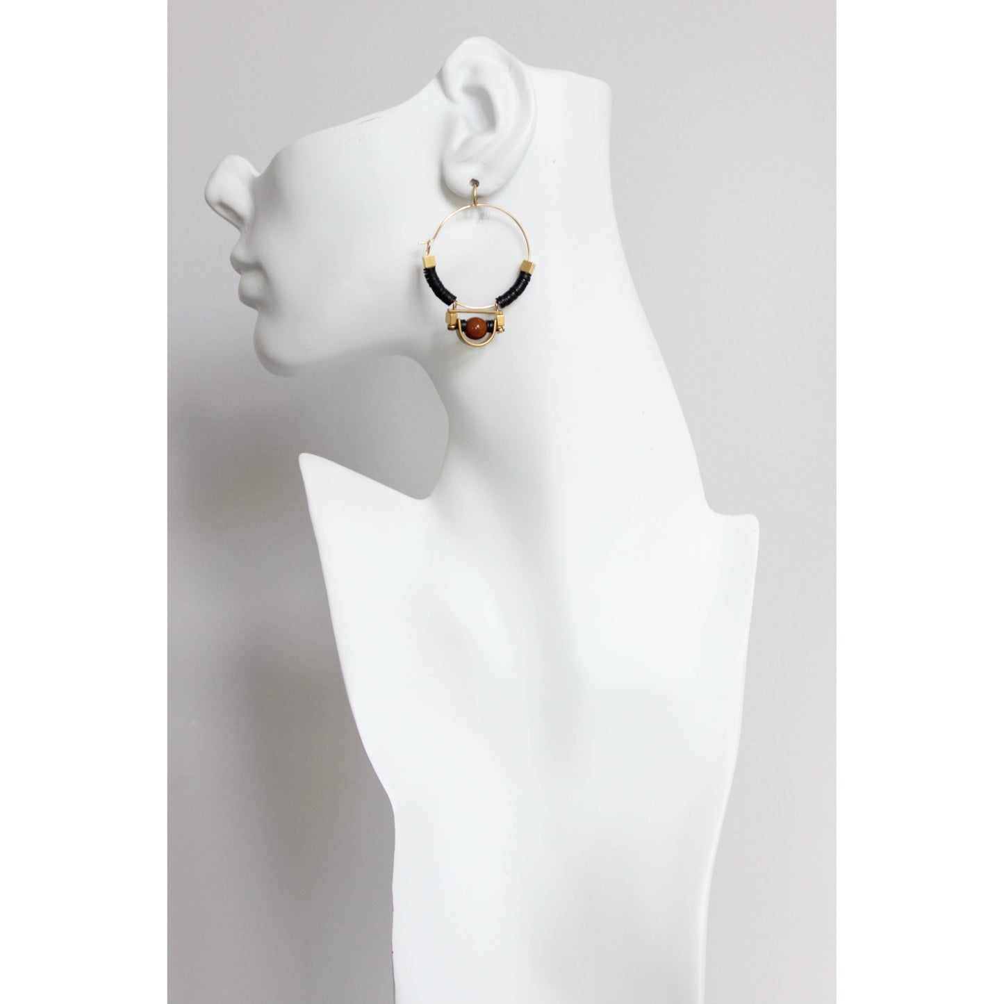 FERE24 Art Deco Black and Brown Hoop Earrings