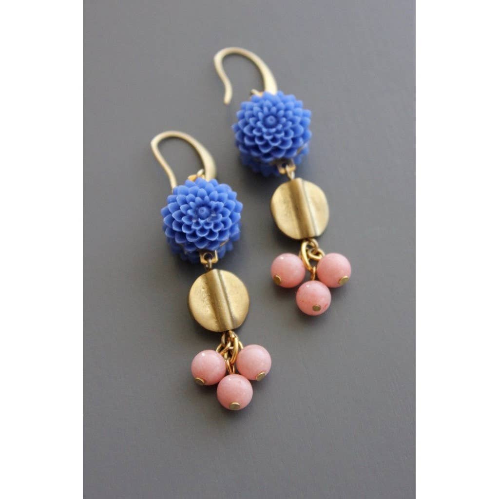 UMAE26 Blue acrylic and pink stone earrings