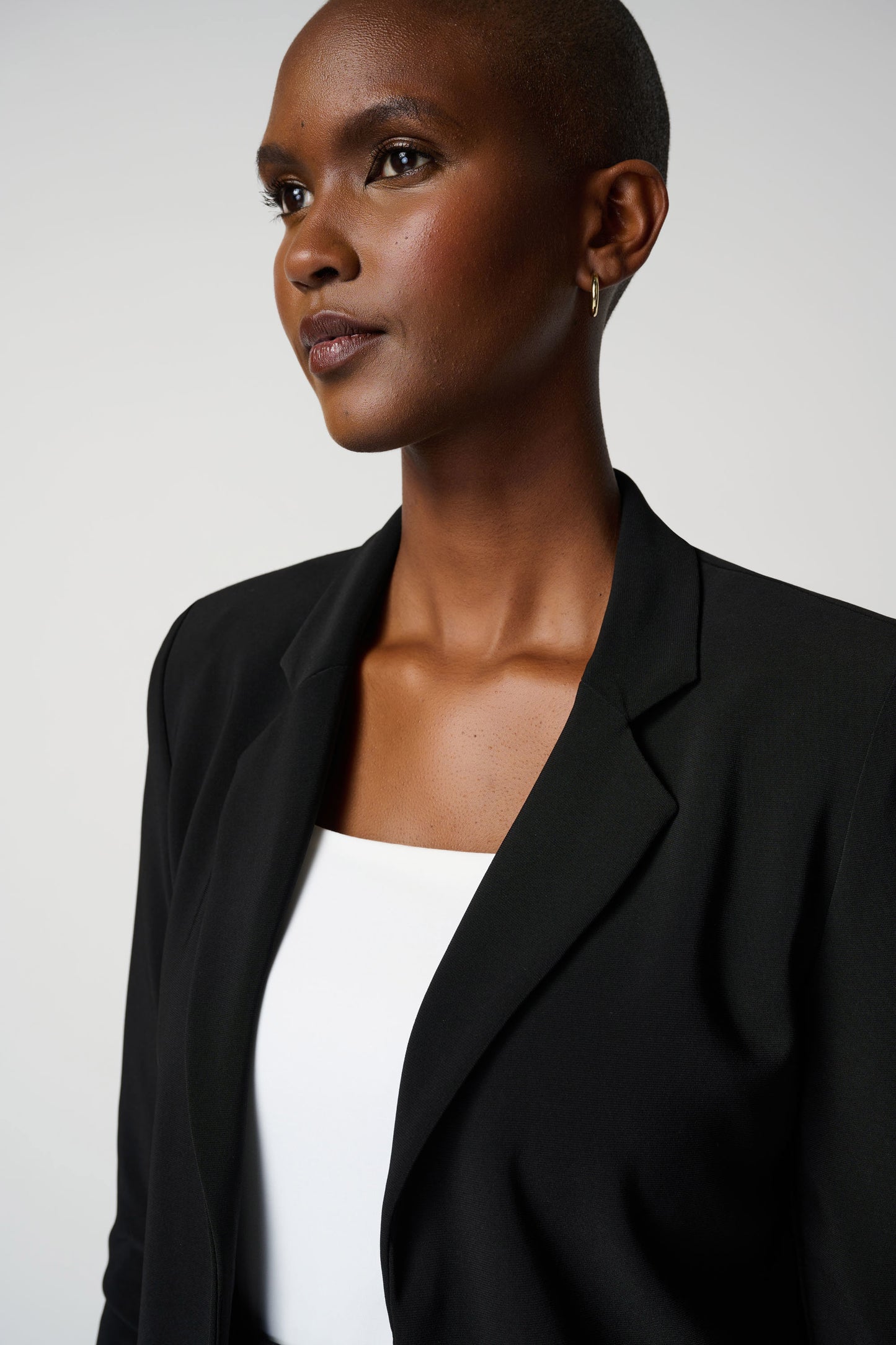 Classic Blazer - Essential Collection