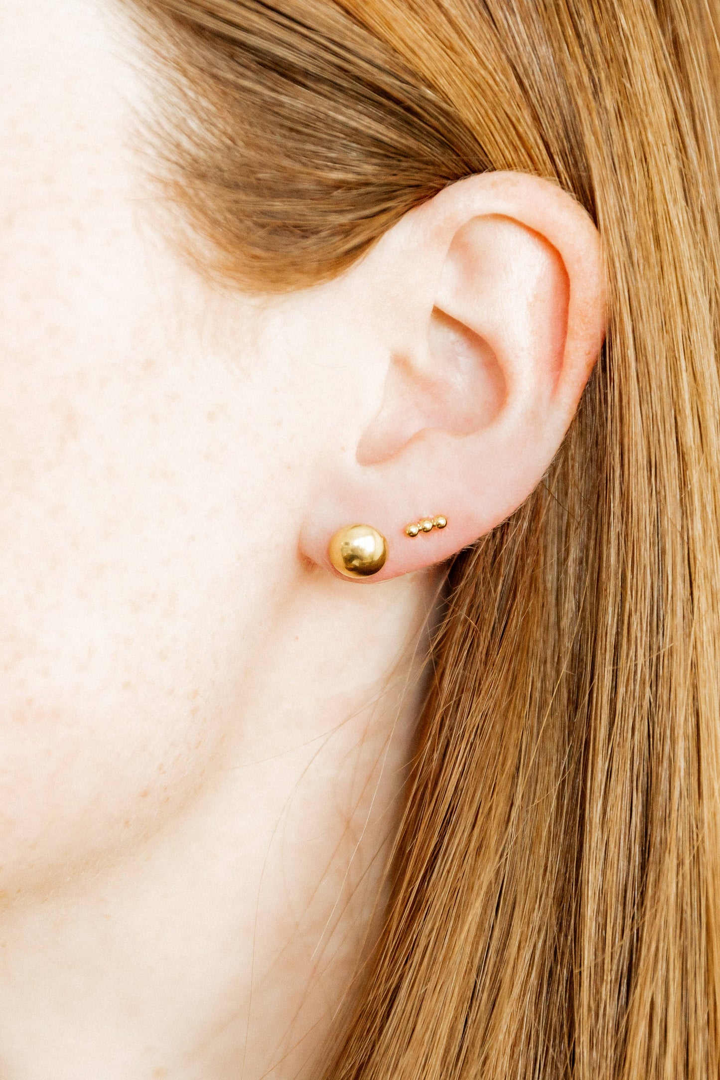 Screwback Stud Earrings - Vera Round - 8mm