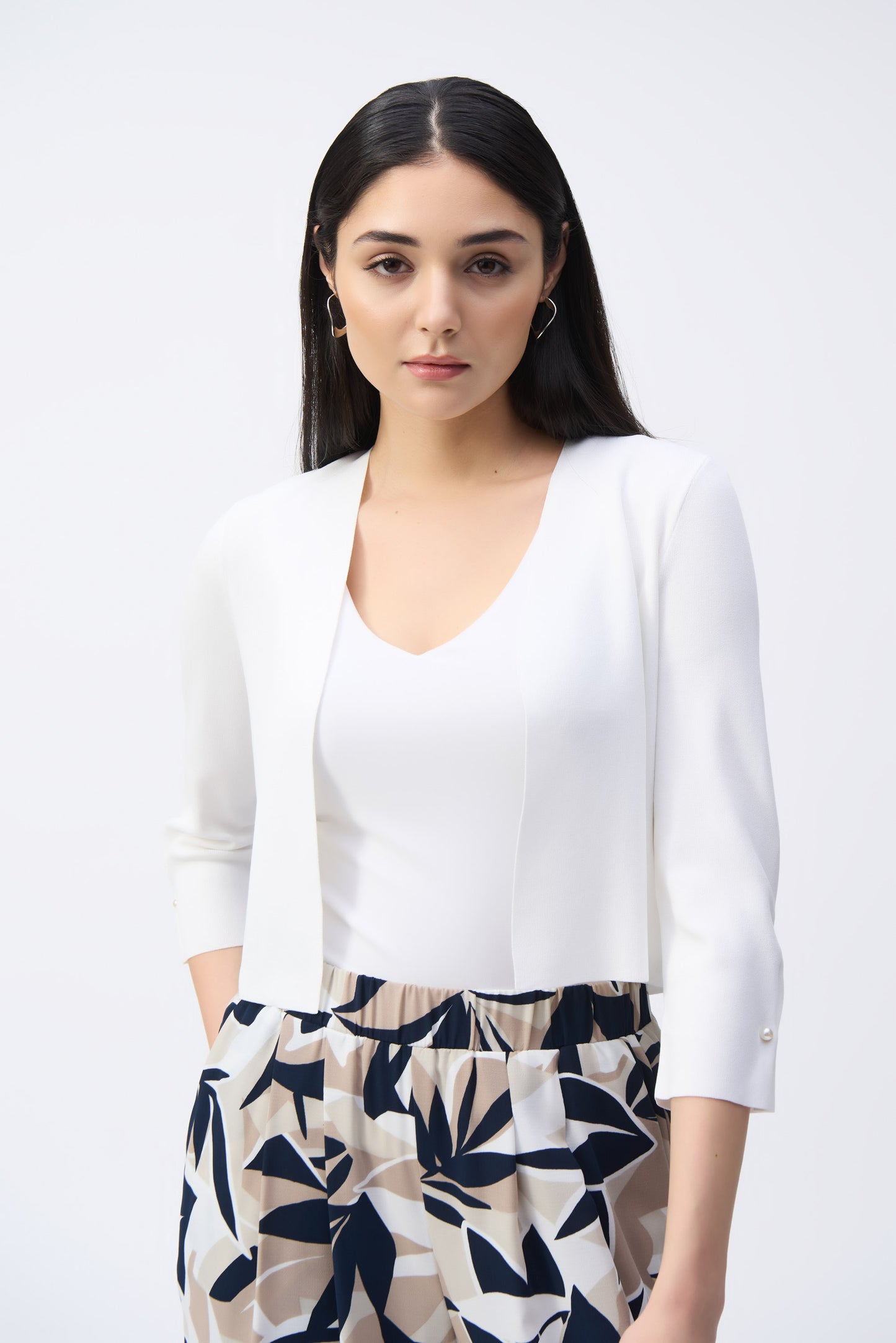 251900 Sweater Knit Cover-Up with Pearl Ornament