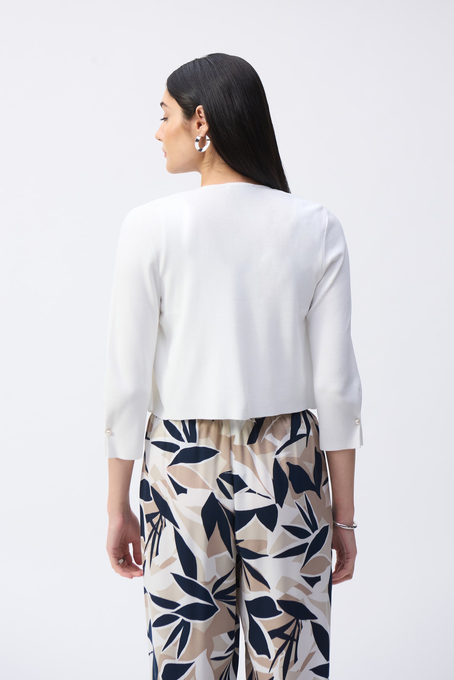 251900 Sweater Knit Cover-Up with Pearl Ornament