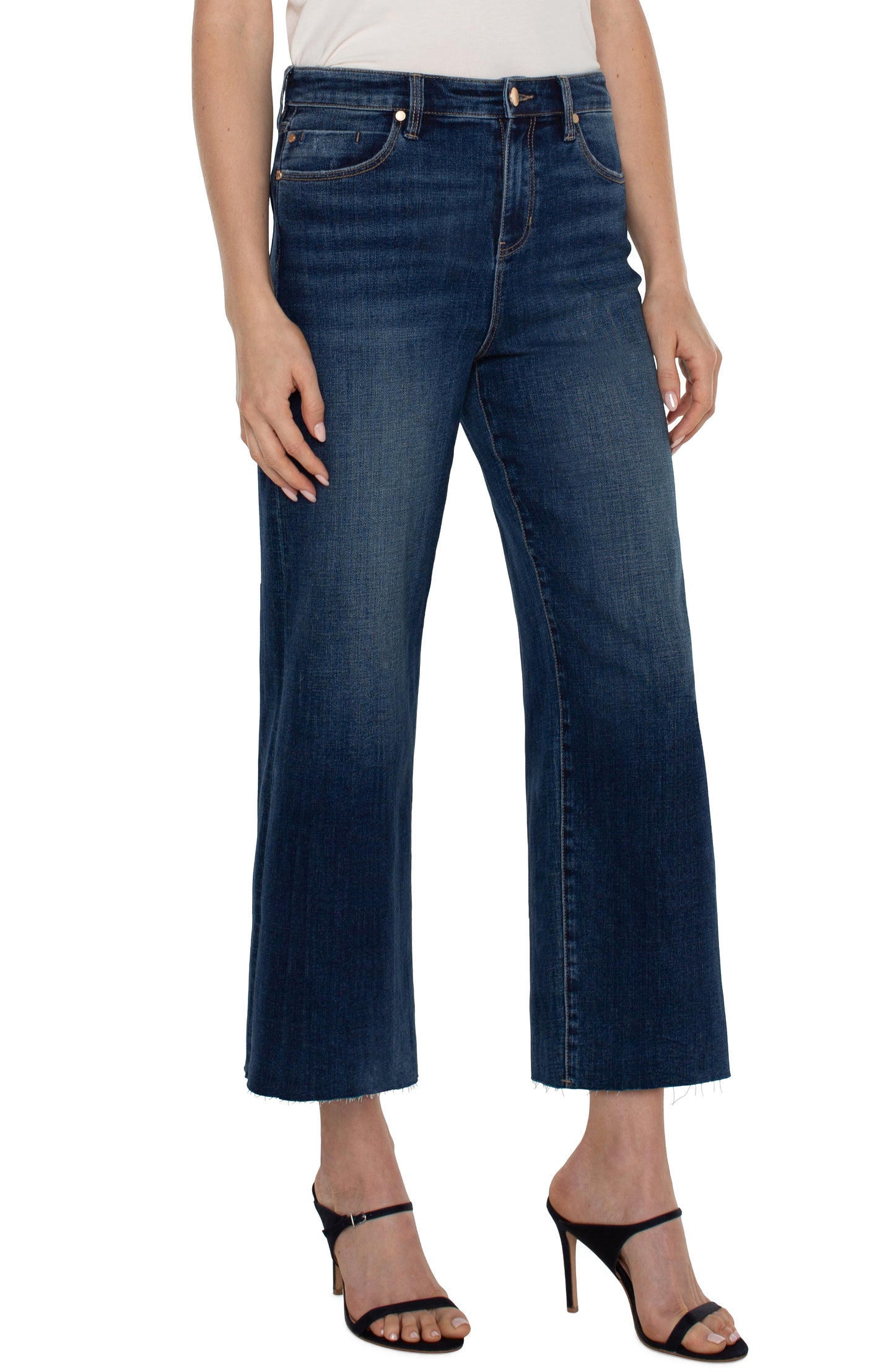 Stride HR Crop with Wide Cut Hem 26 Inches Inseam