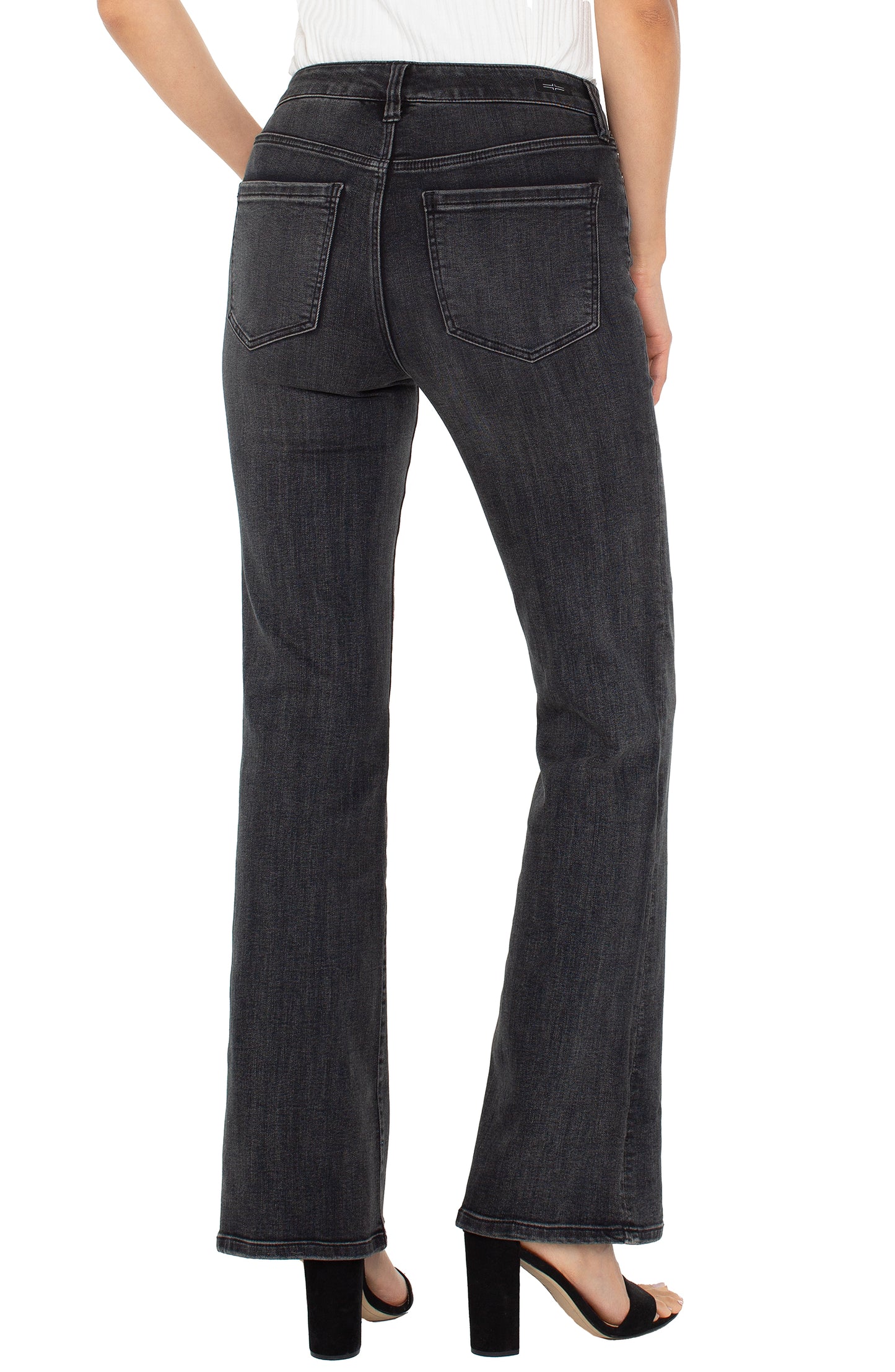 Lucy Bootcut 32''