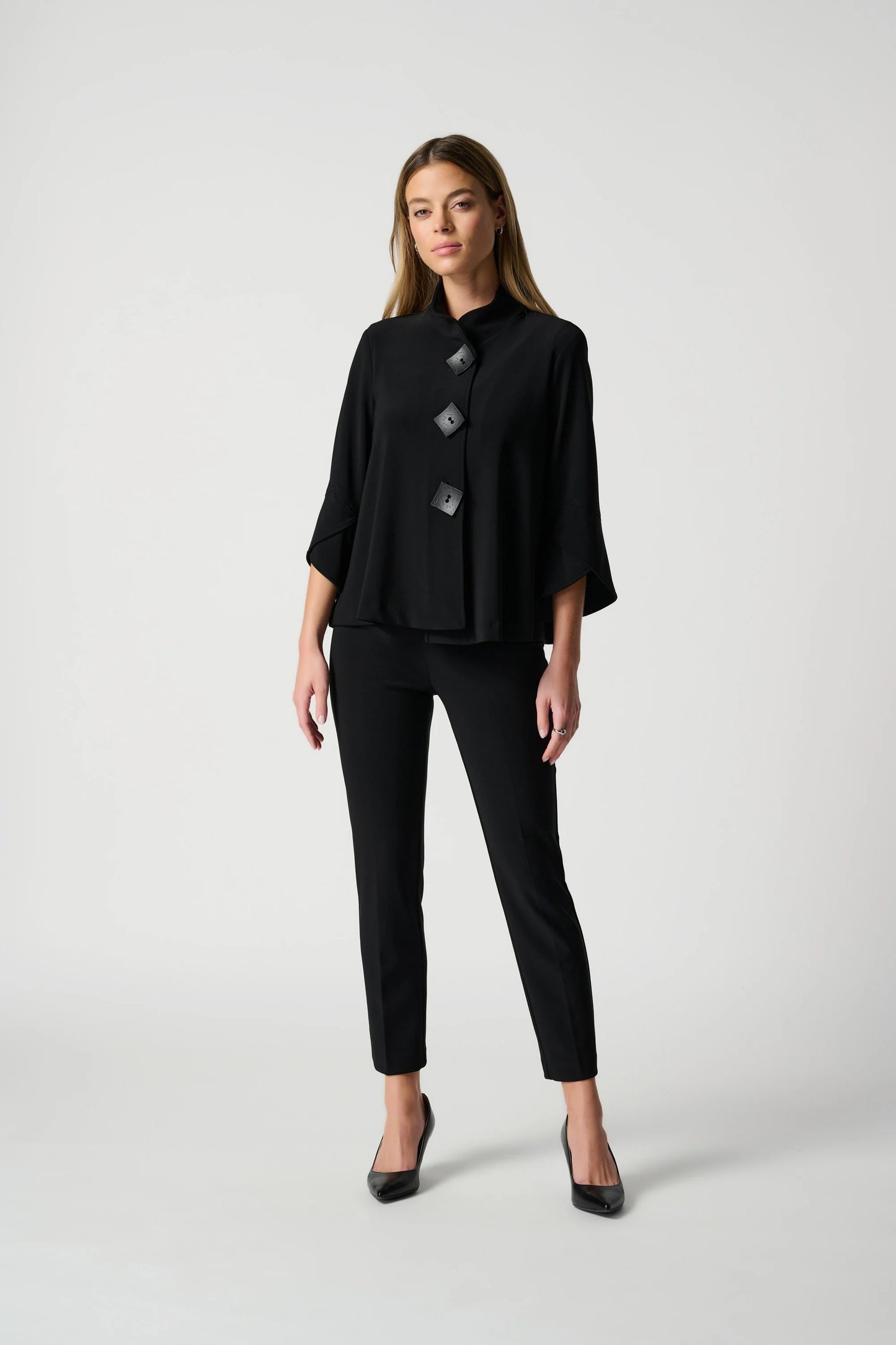 Classic Cropped Pant - Essential Collection
