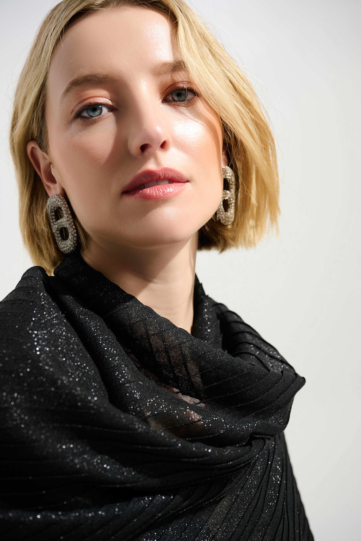 Woven Pleated Rectangular Scarf