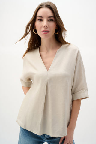 Linen Straight V-notch Top