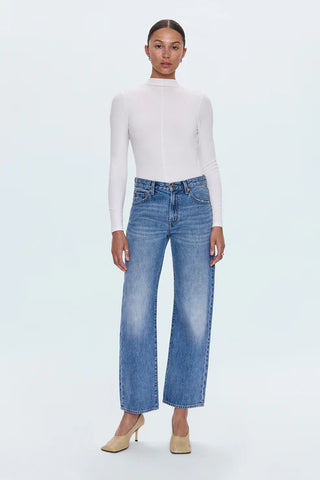 Lexi Bowed Straight Jean