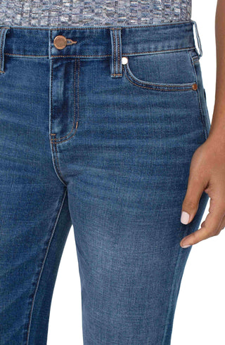 Lucy Bootcut 32''