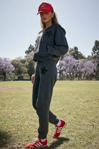 Elara Pant