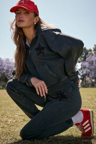 Elara Pant