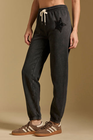 Elara Pant