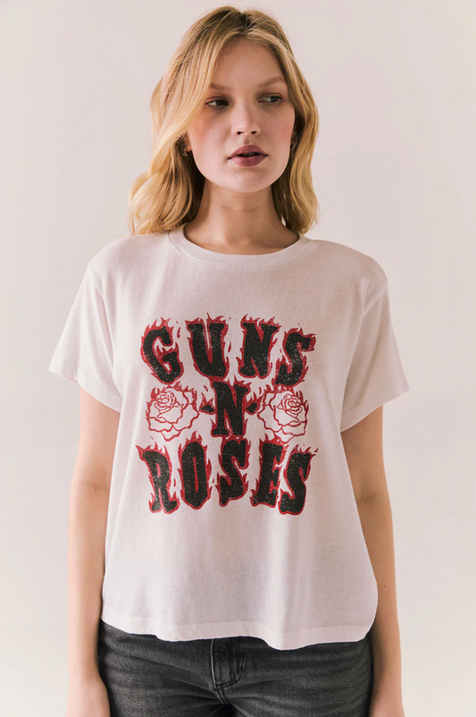 Guns N’ Roses Flaming Roses Tee – Vintage Rock Graphic Tee in White