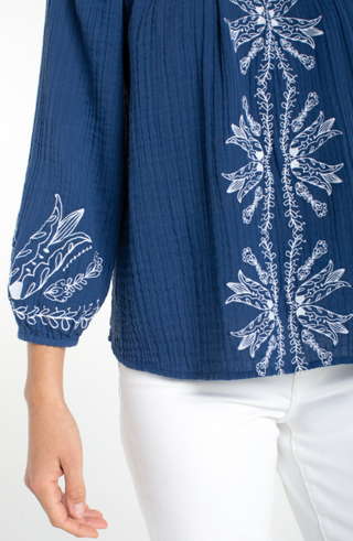3/4 Sleeve Woven Top W/emb