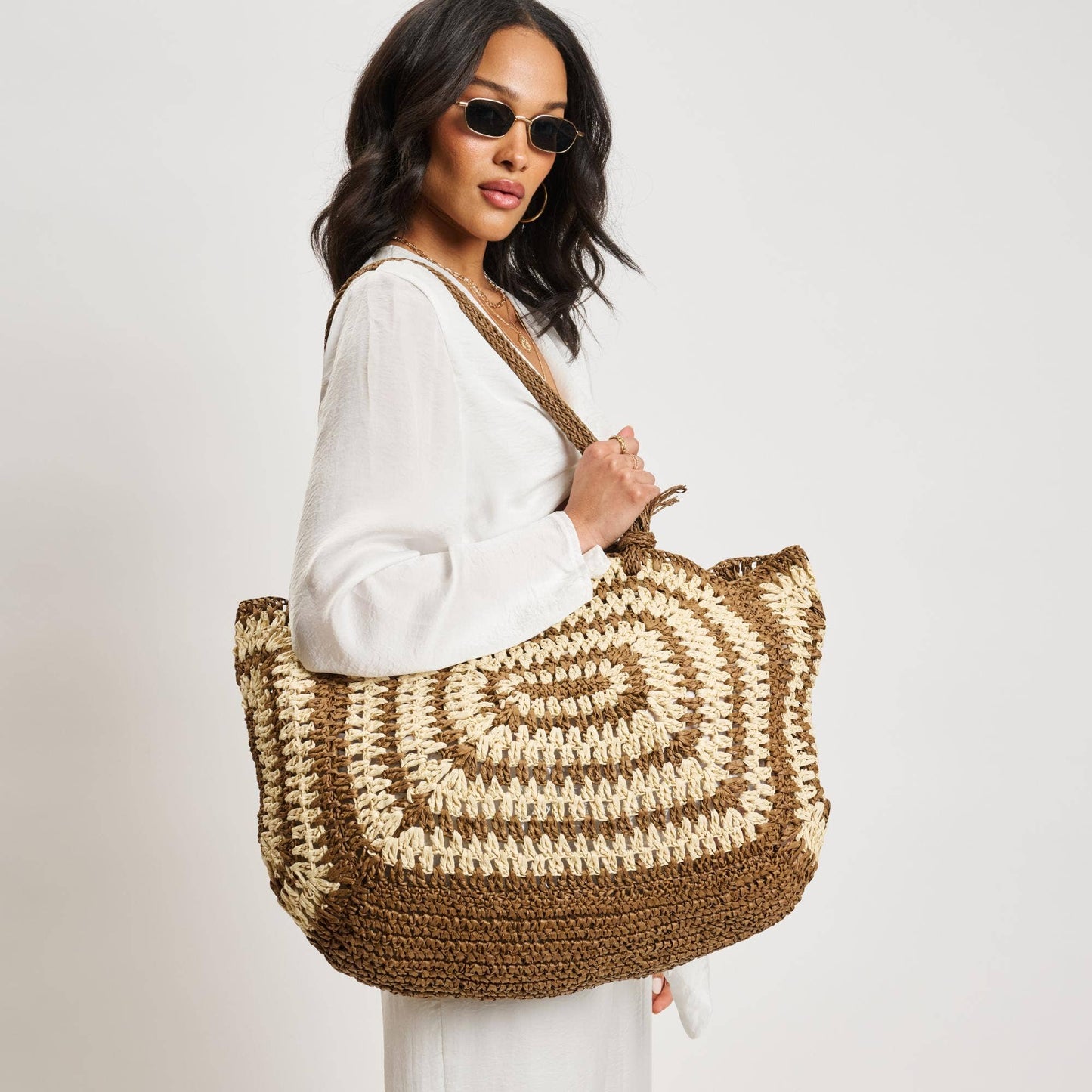 Isla Straw Beach Tote