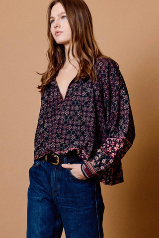 Sonya Top