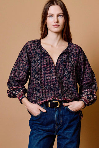 Sonya Top
